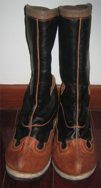 Buryat boots